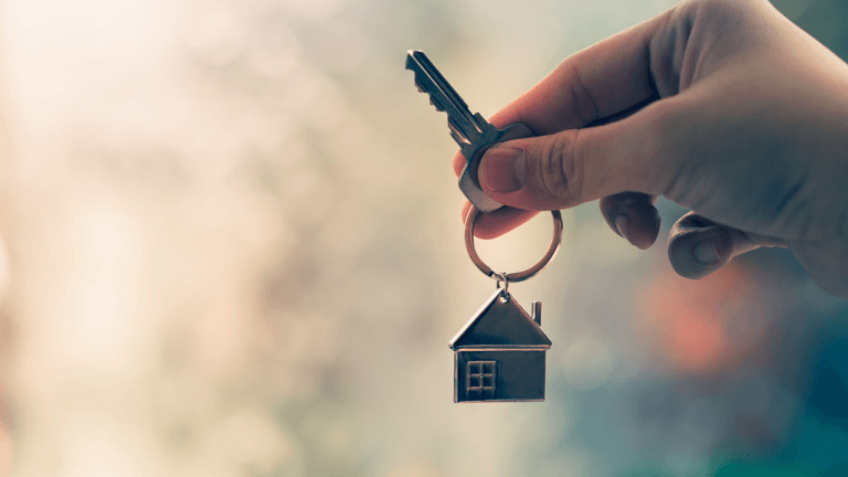 Crypto Meets Real Estate: Propy Lets You Buy Homes With Bitcoin and Ethereum 