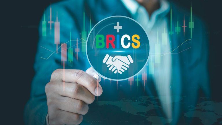 BRICS Currency Plan Closely Monitored by US, Says Indian Expert